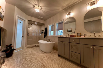 Inspiration for a timeless bathroom remodel in Dallas