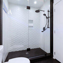 Small Bathroom SHOWER DOOR IDEAS
