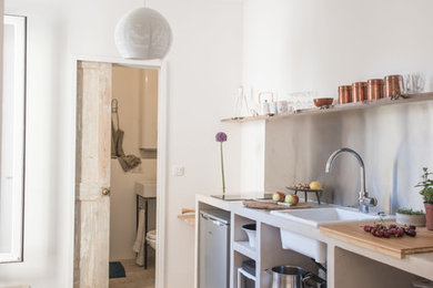 Large transitional kitchen photo in Marseille