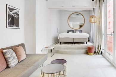 パリにあるコンテンポラリースタイルのおしゃれな寝室のインテリア