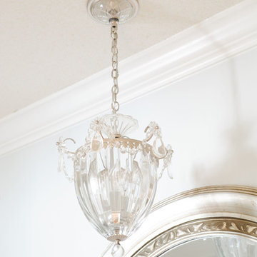 Luxe Traditional Guest Bath
