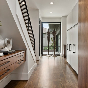 Jarvis／Falcon Ridge Contemporary Custom Home