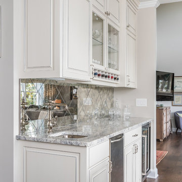 A Kitchen for Family and Entertaining