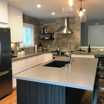 Contemporary high-gloss IKEA kitchen