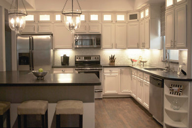 Inspiration for a kitchen remodel in Los Angeles
