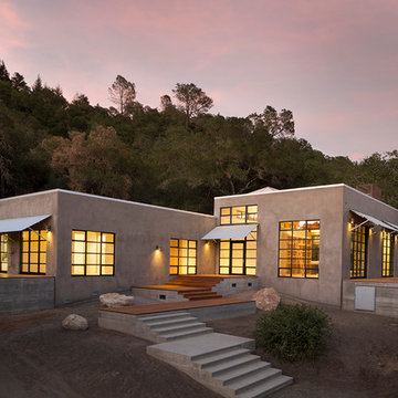 RESIDENCE ON CONN CREEK