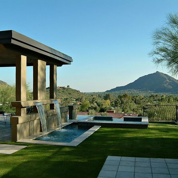 Paradise Valley Hillside Vanishing Edge Pool and Spa - Outdoor Living Area