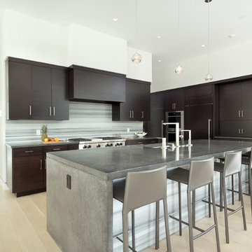 Sprawling Modern Ranch
