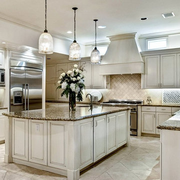 Transitional Kitchen