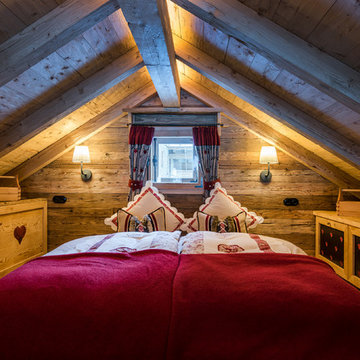 Tiny Chalet