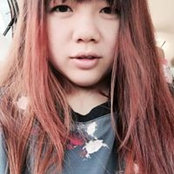 ViVi Ong's photo
