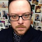 Simon Young's photo