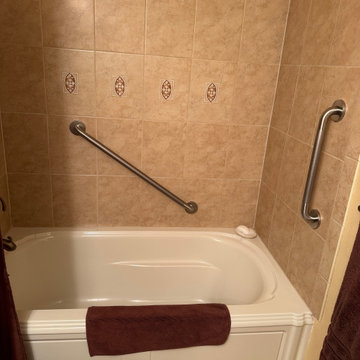 Tub grab bars