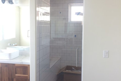 ソルトレイクシティにあるコンテンポラリースタイルのおしゃれな浴室の写真
