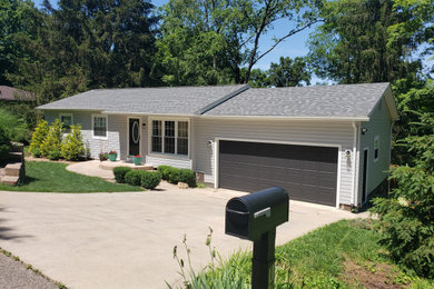 Example of a classic home design design in Columbus