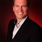 Damian Gerard's photo