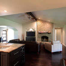 Living Room / Fireplace