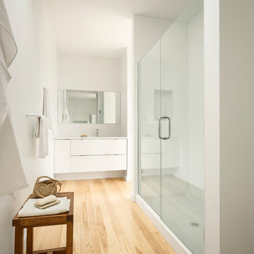 Contemporary Bathroom