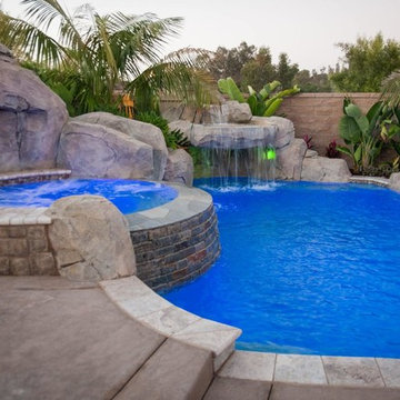 Custom Pools & Outdoor Spaces