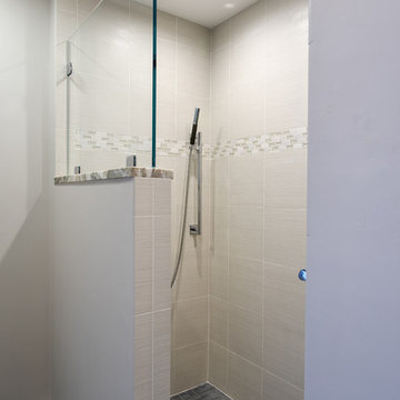 Southborough Contemporary Kitchen, Bath & Laundry 2015