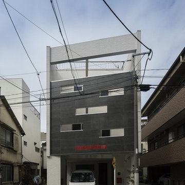 Five Slit House
