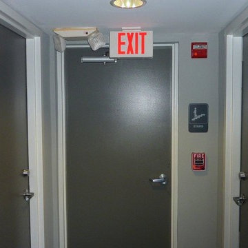 Bungalow-style Adhesive Apartment Door Numbers