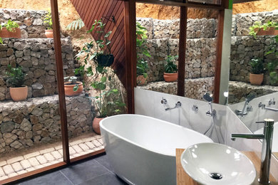 Design ideas for a country bathroom in Adelaide.
