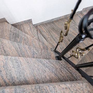 60er Jahre Steintreppenhaus mit dünnen Steinstufen modernisieren