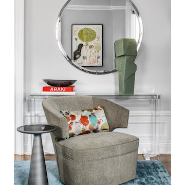 A Flexible Formal Room for An Upper West Side Family