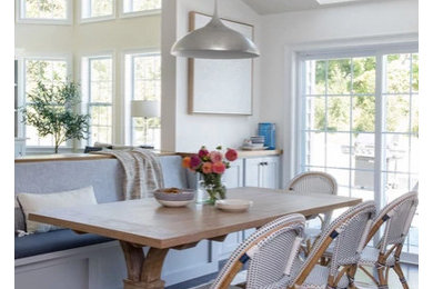 Example of a dining room design in Wilmington