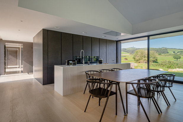 Moderno Comedor by MOAH Arquitectos