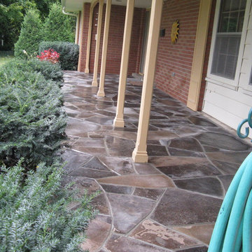 Random buff flagstone walkway