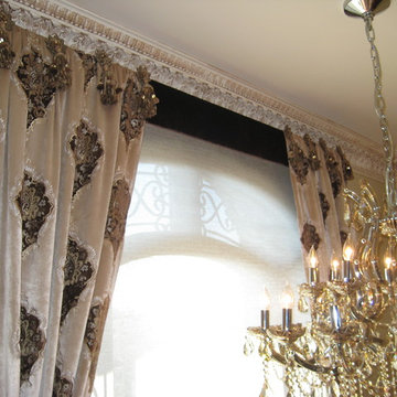 Traditional entrance Foyer