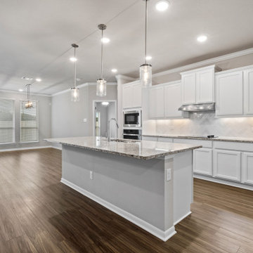 Holly - Kitchen
