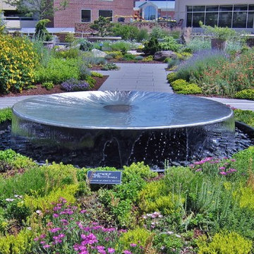 SHADY GROVE ADVENTIST HOSPITAL ROOFTOP HEALING GARDEN / A Long Term Heritage Pro