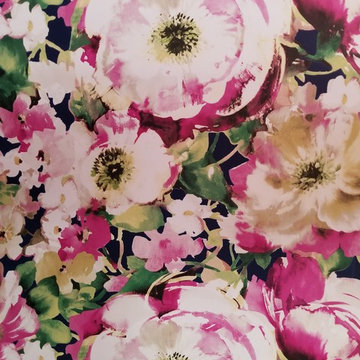 Property Brothers hired Seamingly Straight to install some wallpaper 2019