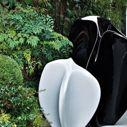 Flow Outdoor Planters by Serralunga - Outdoor Pots And Planters