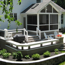 Screened in porch