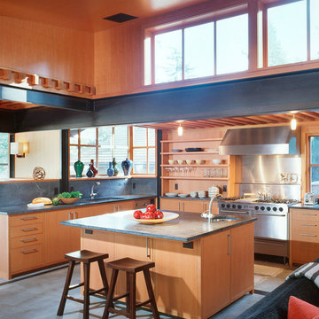 Yarrow Point Residence