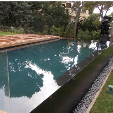 Piscine a sfioro