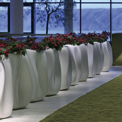 Serralunga - New Wave Outdoor Planters by Serralunga - Outdoor Pots And Planters