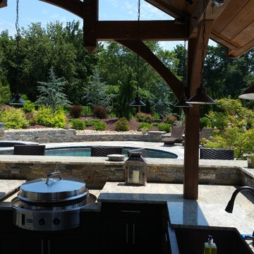 BACKYARD FABULOUS