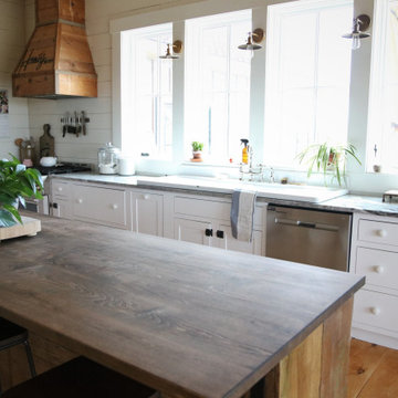 Picture-Perfect Farmhouse Kitchen