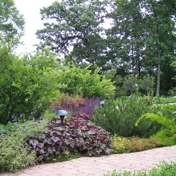 So many outdoor rooms to explore............