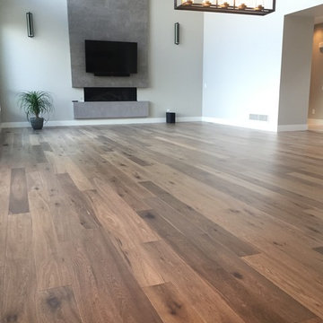 Character White Oak Hardwood Floor Installation