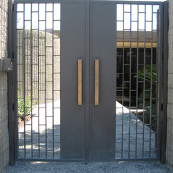 Courtyard & Pedestrain Gates - Home Fencing And Gates