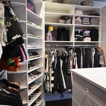 Spare Room Converts to Dream Closet