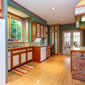 250 King George Terrace - $2,495,000 – MLS 862168