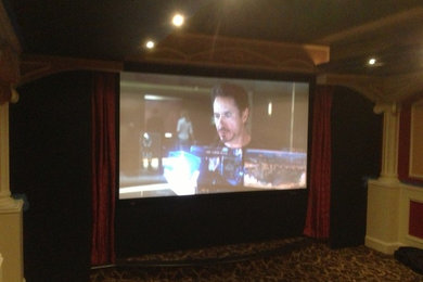 Home theater - traditional home theater idea in Atlanta