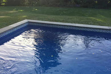 Trendy pool photo in Houston